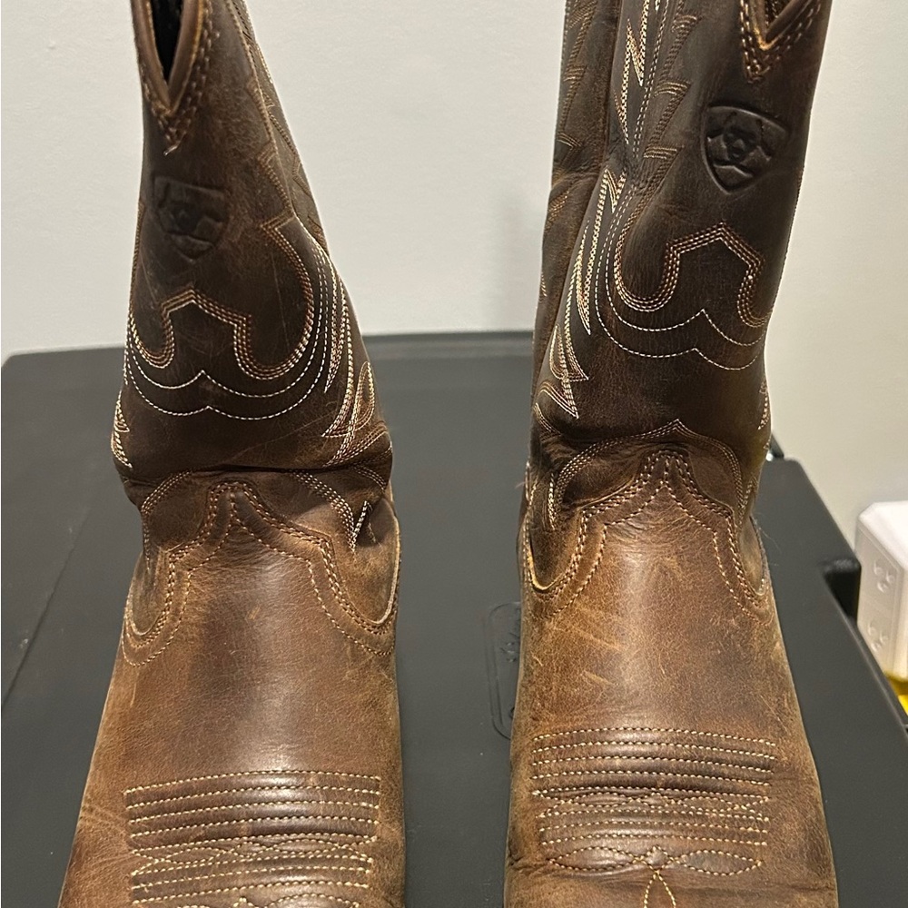 Ariat Tan Leather Cowboy Boots